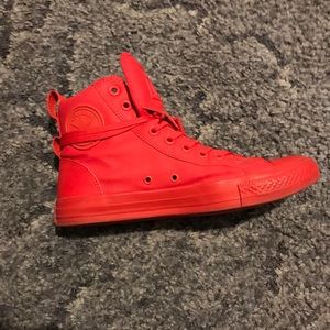 Converse chucks high guards (all red)